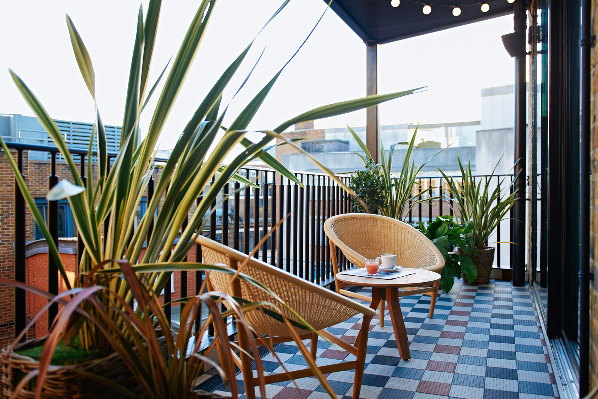 Living Room Outdoor Terrace, Mortimer House Members Club and Coworking