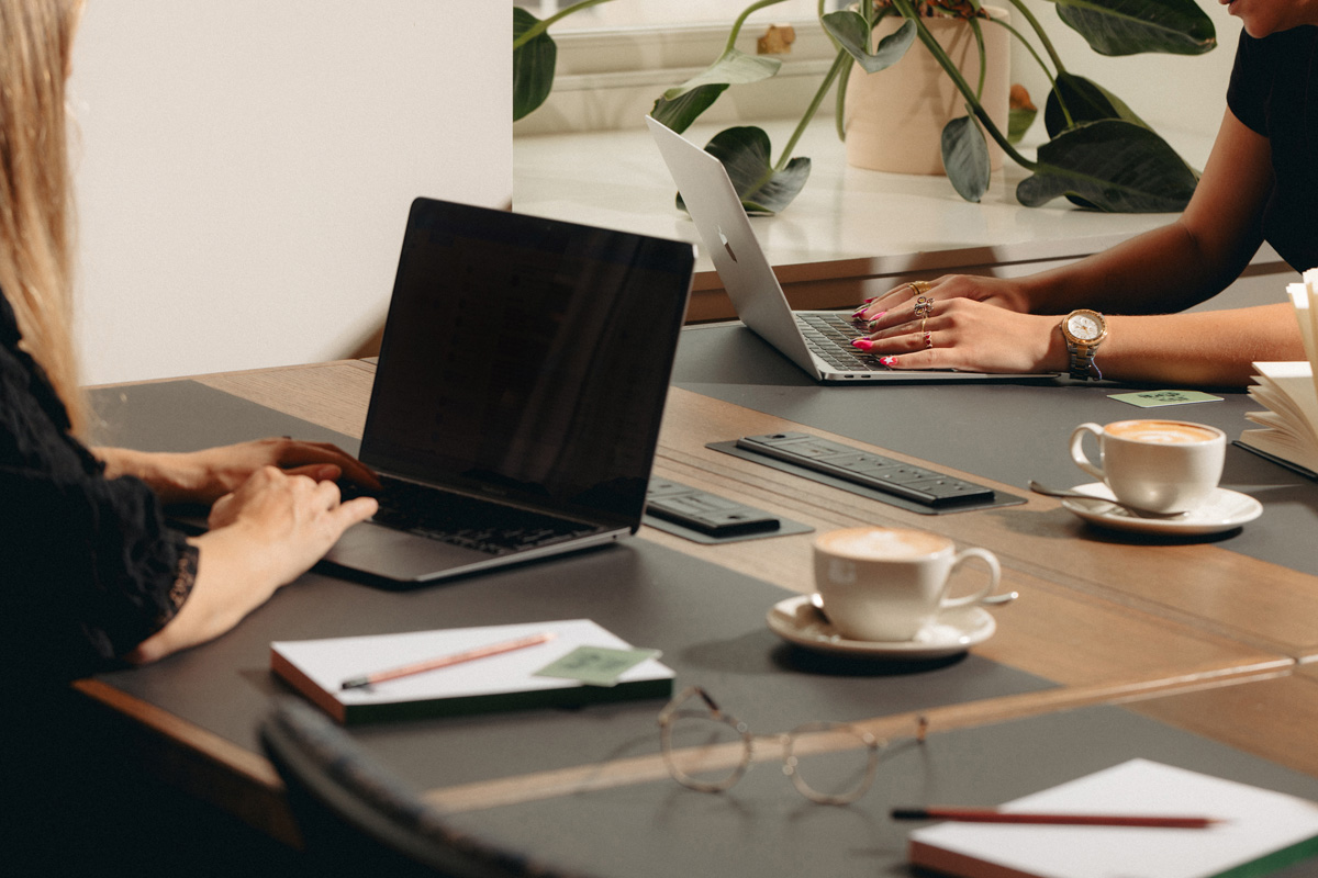 Shared Working Desks at Maslow's