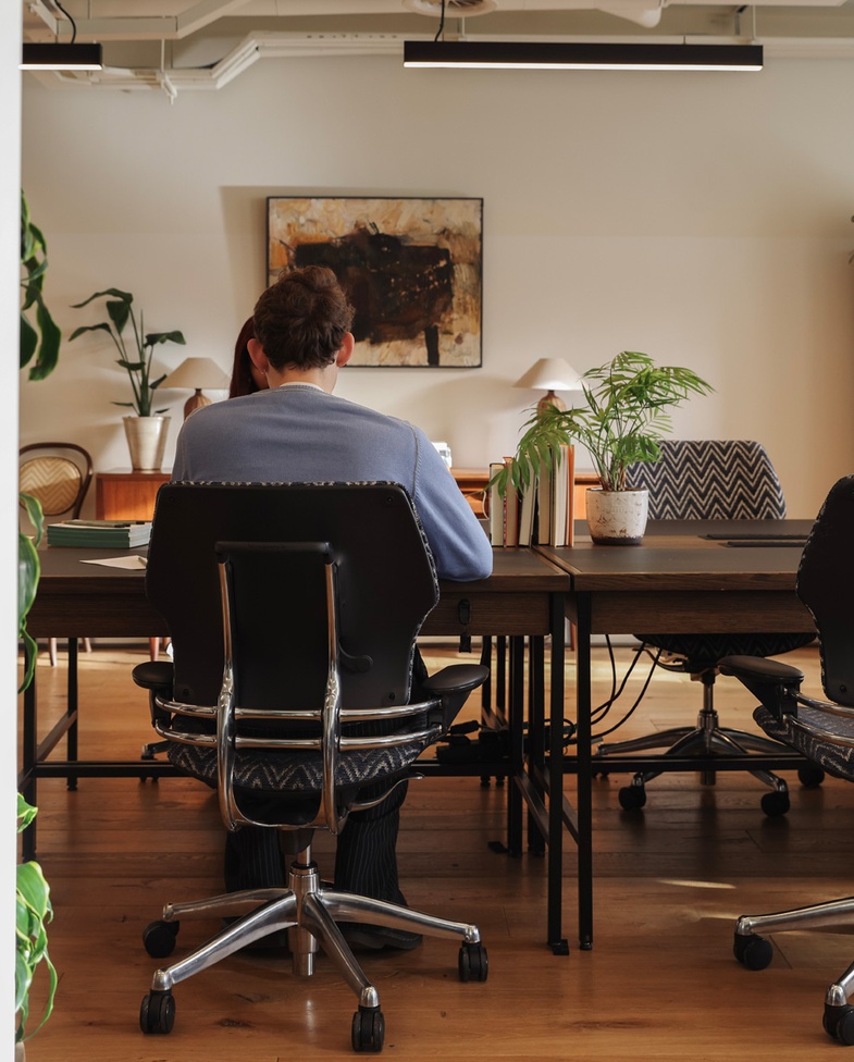 People working in a 9 Person Study, 1 Warwick